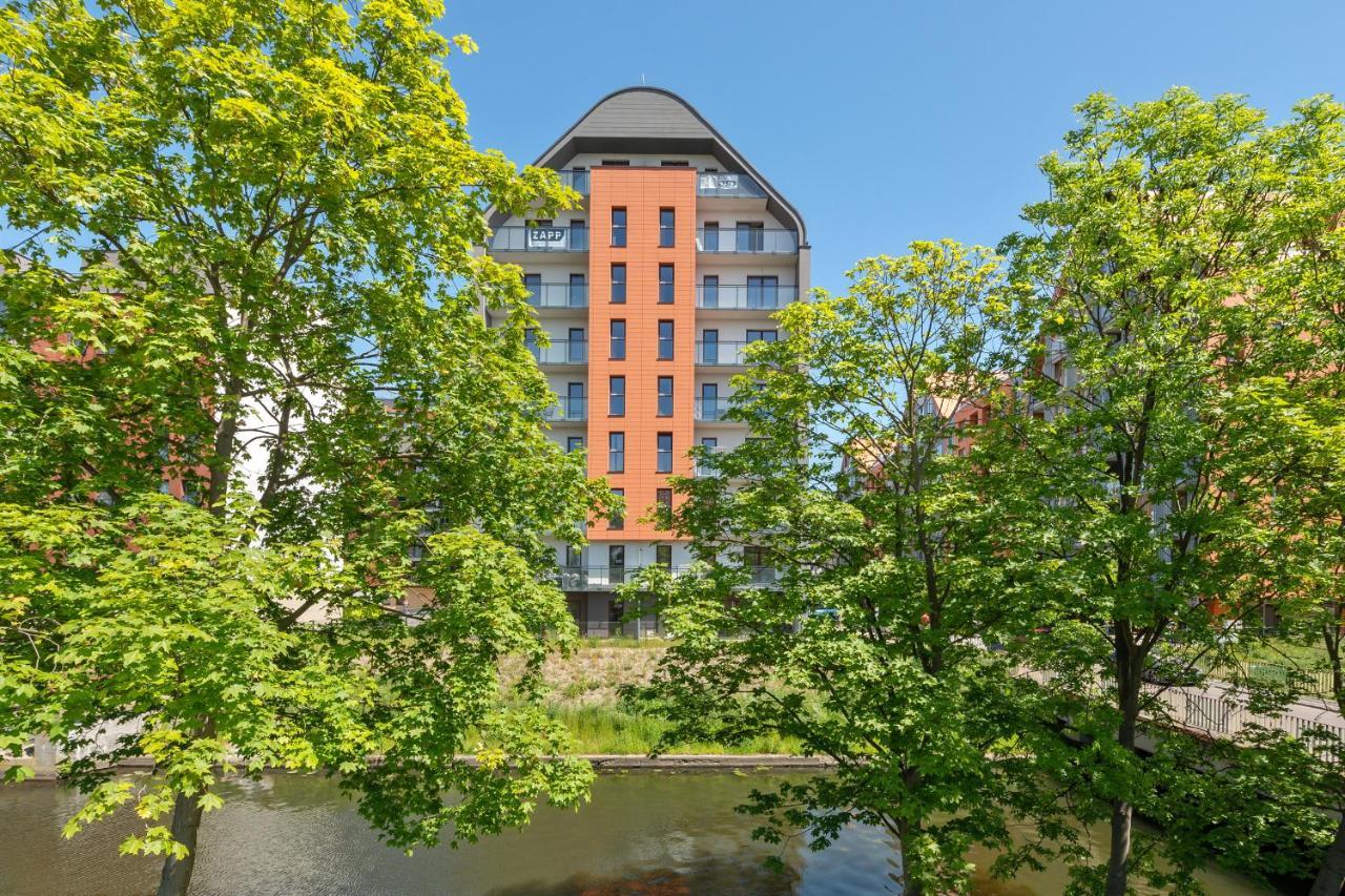 Flats For Rent - Aura Ii Spa&wellness Apartment *